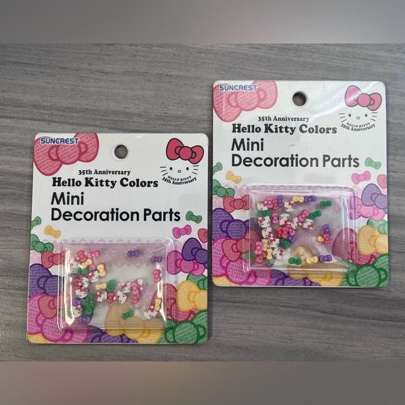 Sanrio Hello Kitty Mini Decorations - Picture 1 of 2